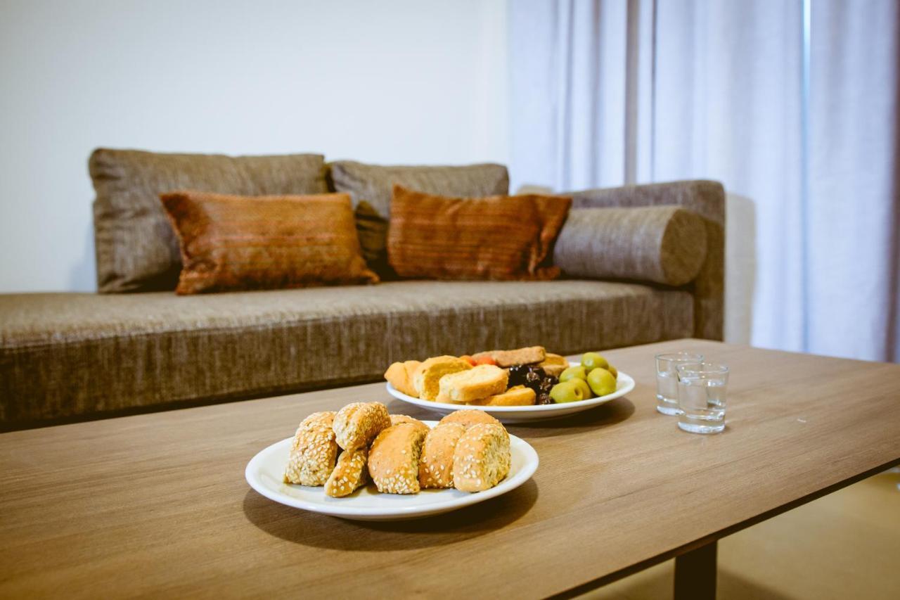 Antel Suites & Apartments 干尼亞 外观 照片